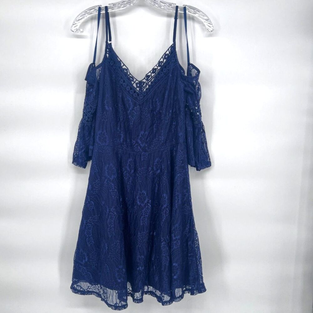 City Triangles Lace Fit & Flare Hoco Dress Short Sheer Bell Sleeve JRS‎ Size 5